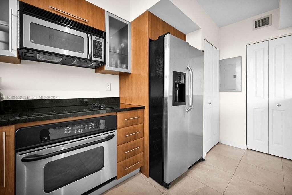 610 W Las Olas Blvd, Unit 312N, Fort Lauderdale, FL 33312 Photo