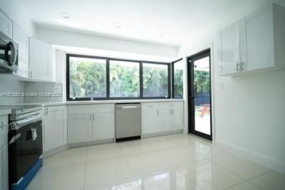 Please Call For Address, Miami, FL 33161 Photo