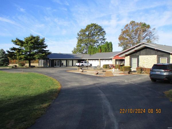 9001 S County Road 700 W, Daleville, IN 47334