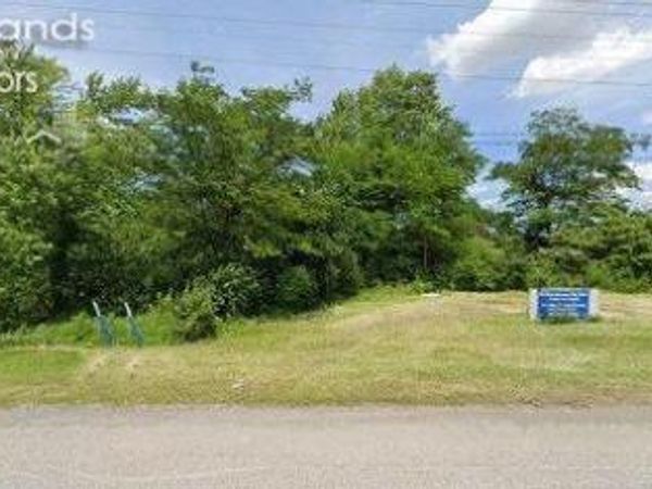 1270 W McPherson Highway, Clyde, OH 43410