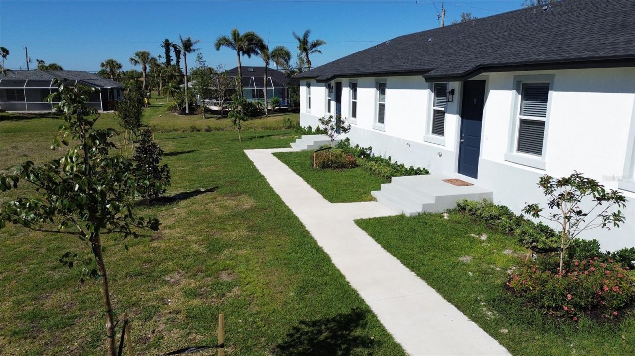 260 Rotonda Boulevard, Rotonda West, FL 33947 Photo