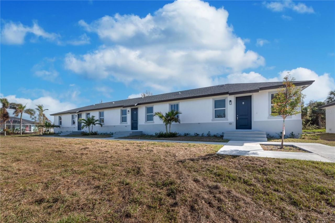 260 Rotonda Boulevard, Rotonda West, FL 33947 Photo
