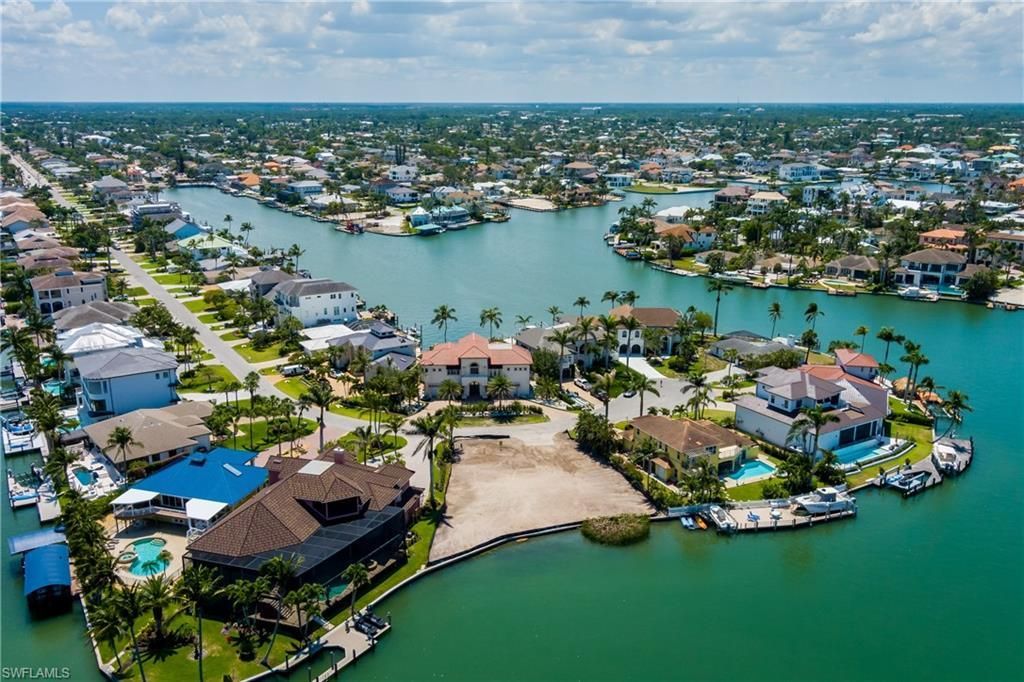141 Conners Ave, Naples, FL 34108 Photo