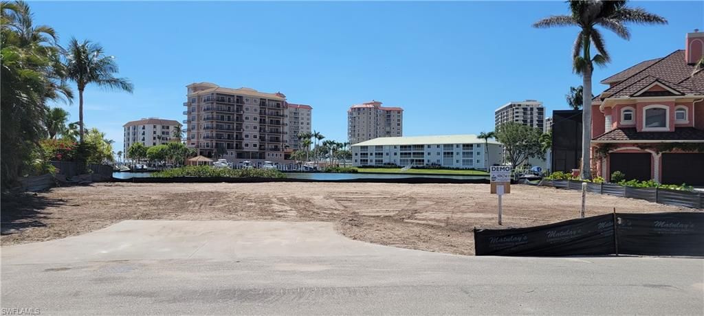 141 Conners Ave, Naples, FL 34108 Photo