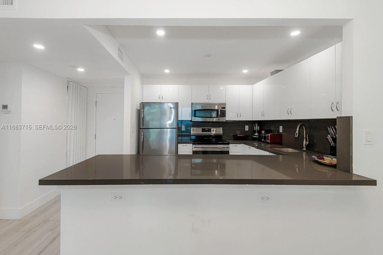 2301 Collins Ave, Unit 534, Miami Beach, FL 33139 Photo