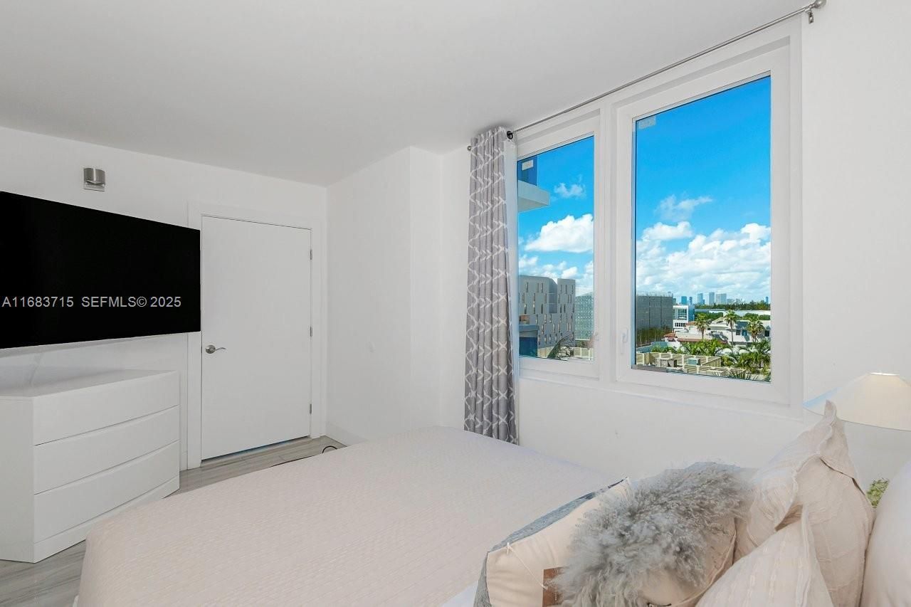 2301 Collins Ave, Unit 534, Miami Beach, FL 33139 Photo
