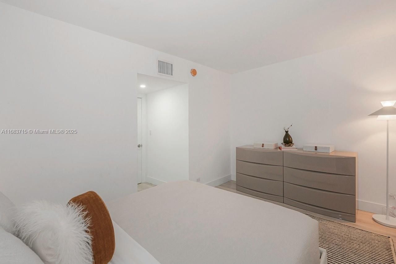 2301 Collins Ave, Unit 534, Miami Beach, FL 33139 Photo
