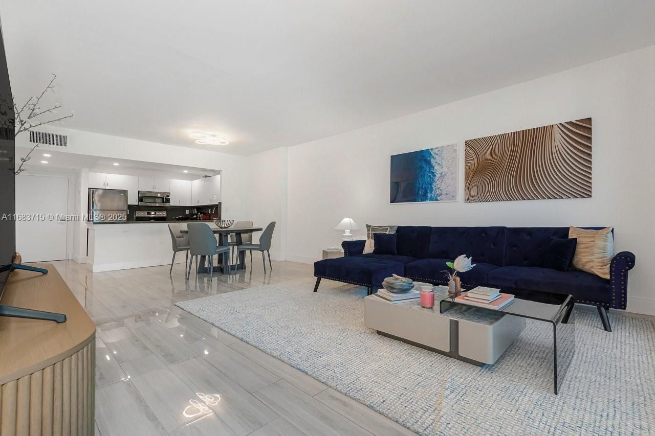 2301 Collins Ave, Unit 534, Miami Beach, FL 33139 Photo