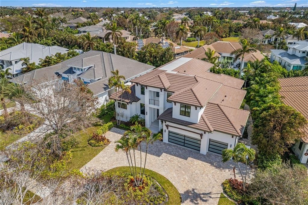 3280 Crayton Rd, Naples, FL 34103 Photo