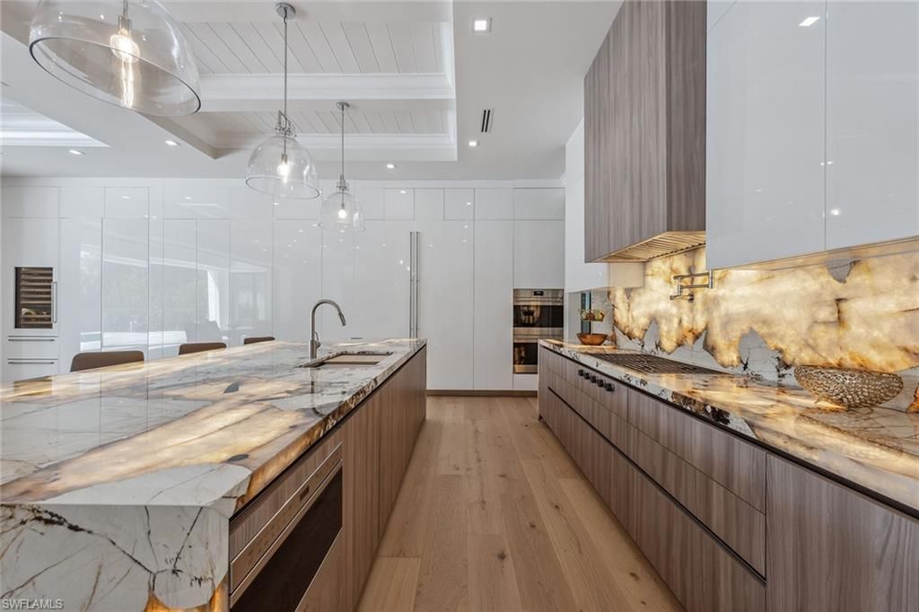 3280 Crayton Rd, Naples, FL 34103 Photo