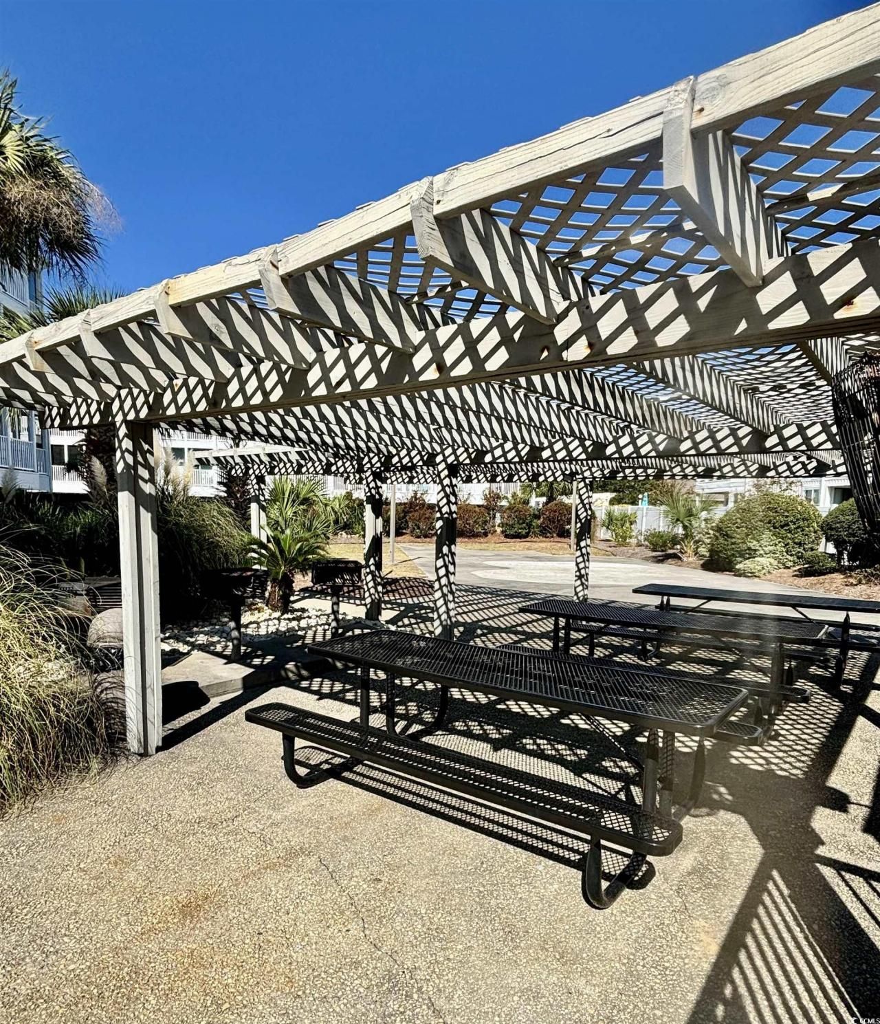 9580 Shore Dr. Photo 35