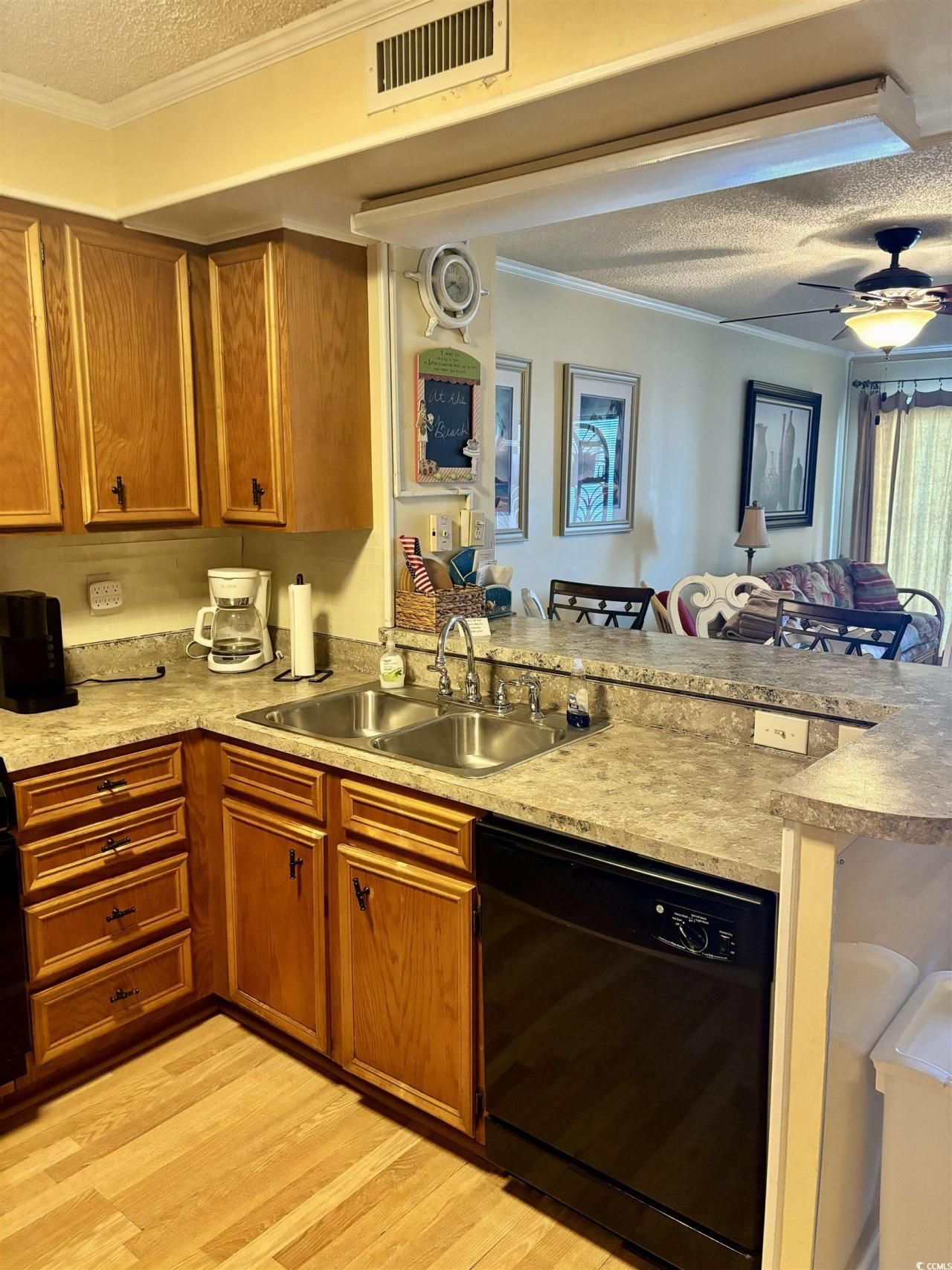 9580 Shore Dr. Photo 7