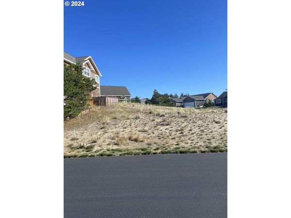 Shore Pine LN, Unit 169, Manzanita, OR 97130