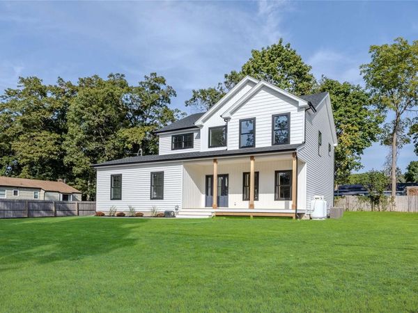 30 Pleasant Lot 3 Avenue, Centereach, NY 11720