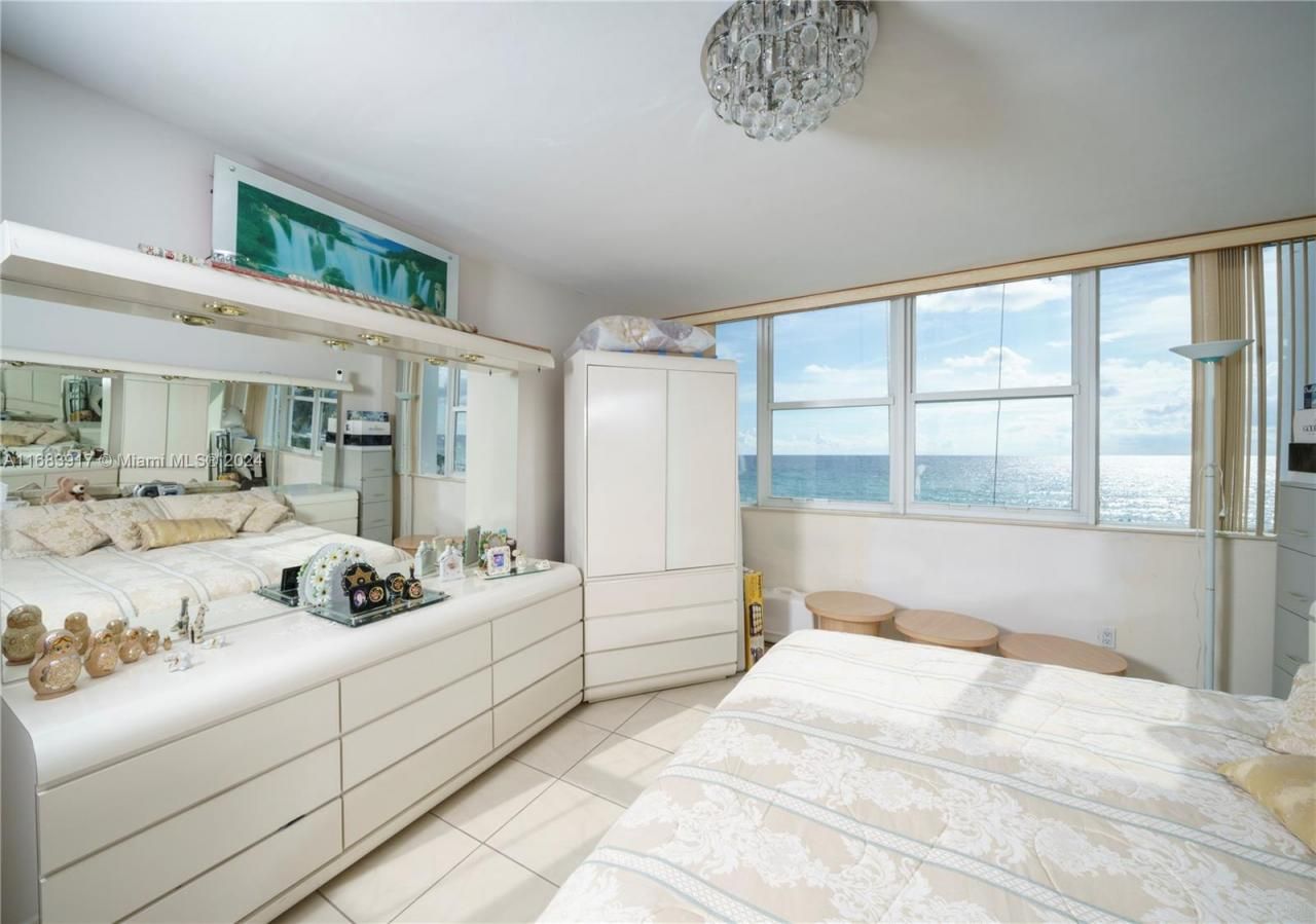 3140 S Ocean Dr, Unit 304, Hallandale Beach, FL 33009 Photo