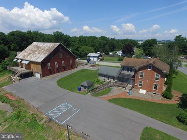 10491 RIVER RD, NEW COLUMBIA, PA 17856