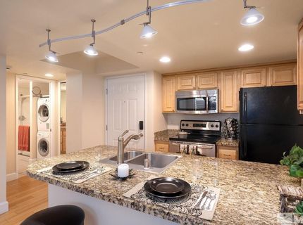 450 N Arlington Avenue, Unit 507, Reno, NV 89503 Photo