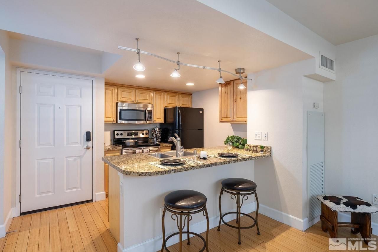 450 N Arlington Avenue, Unit 507, Reno, NV 89503 Photo