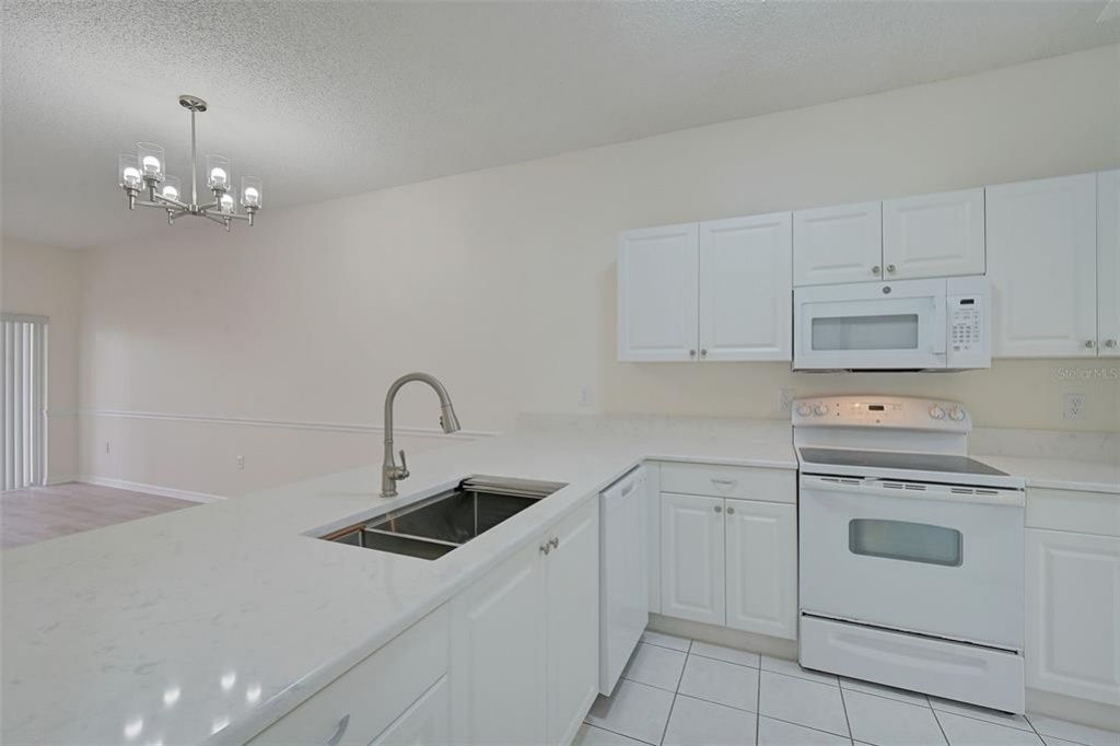4210 Caddie Drive E, Unit 102, Bradenton, FL 34203 Photo