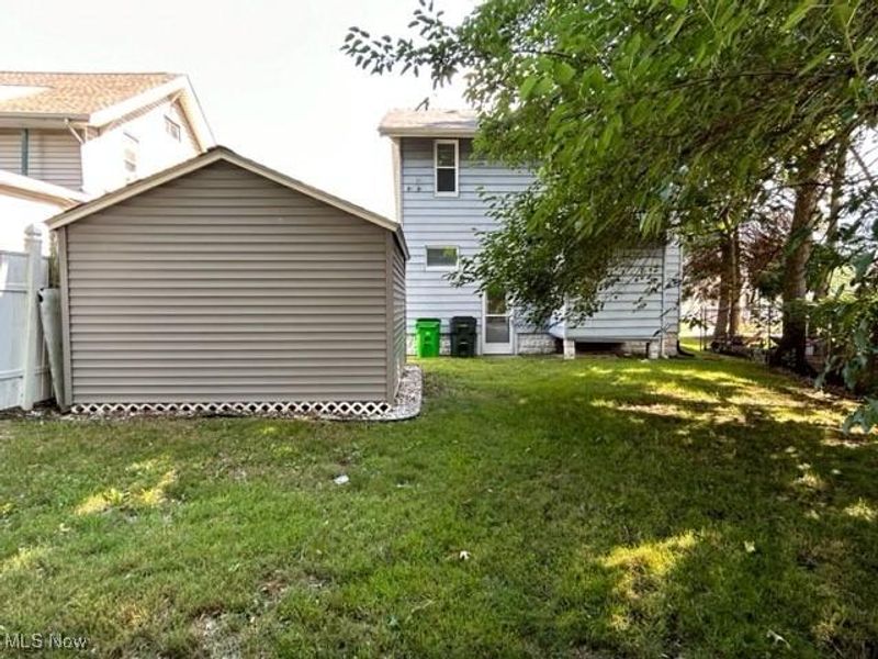 76 Hazelwood Avenue, Barberton, OH 44203 Photo 19