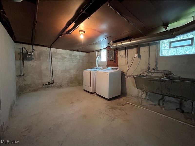 76 Hazelwood Avenue, Barberton, OH 44203 Photo 21