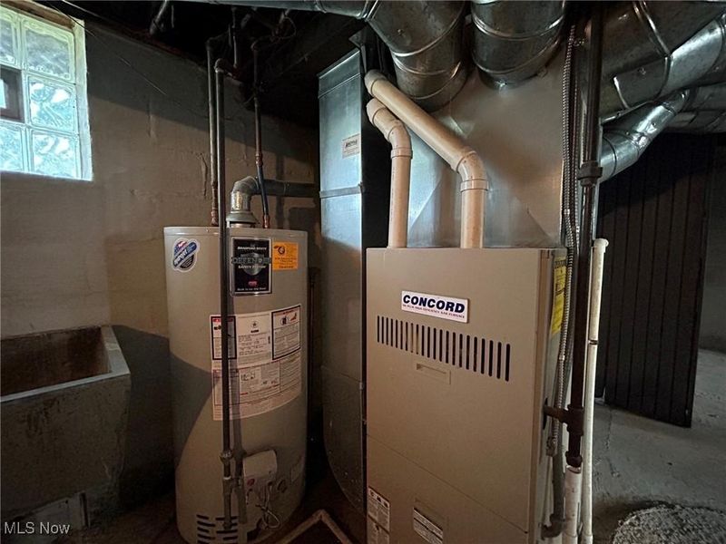 76 Hazelwood Avenue, Barberton, OH 44203 Photo 22