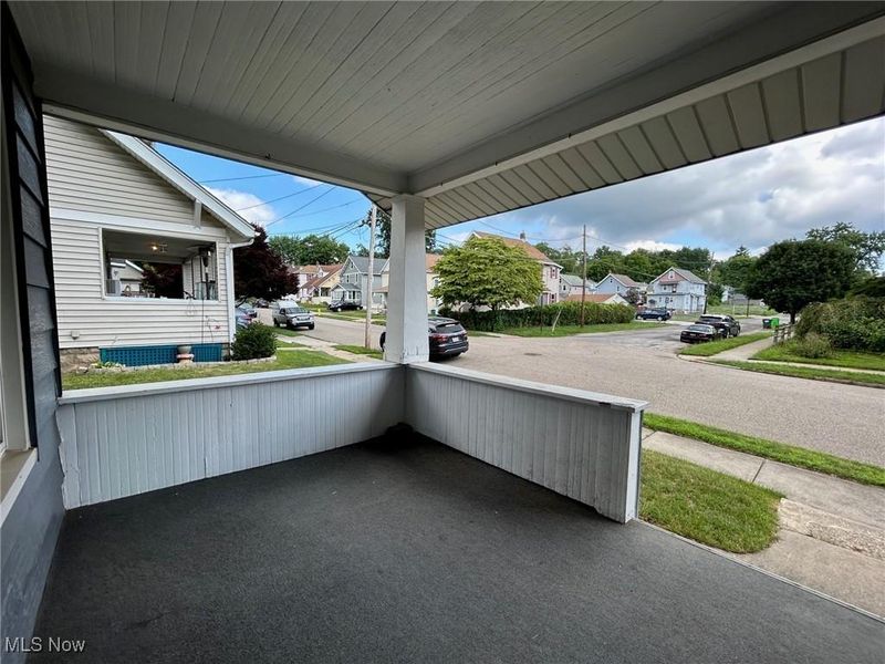 76 Hazelwood Avenue, Barberton, OH 44203 Photo 4