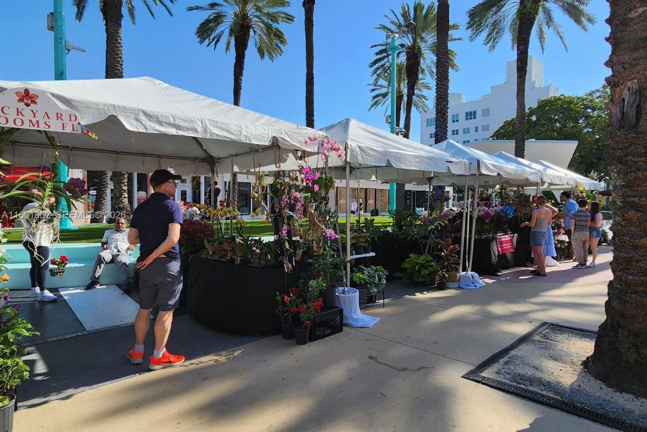 1300 Lincoln Rd, Unit A701, Miami Beach, FL 33139 Photo