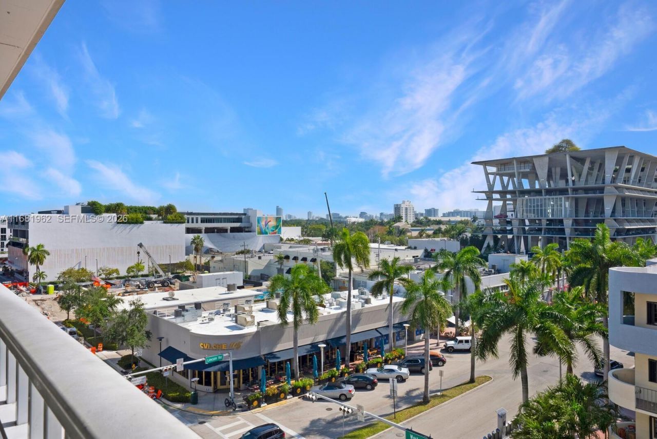 1300 Lincoln Rd, Unit A701, Miami Beach, FL 33139 Photo