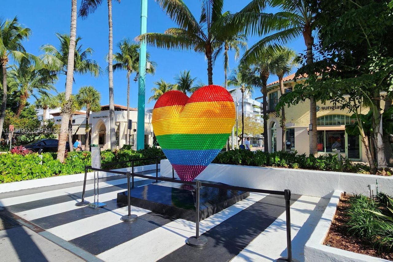 1300 Lincoln Rd, Unit A701, Miami Beach, FL 33139 Photo