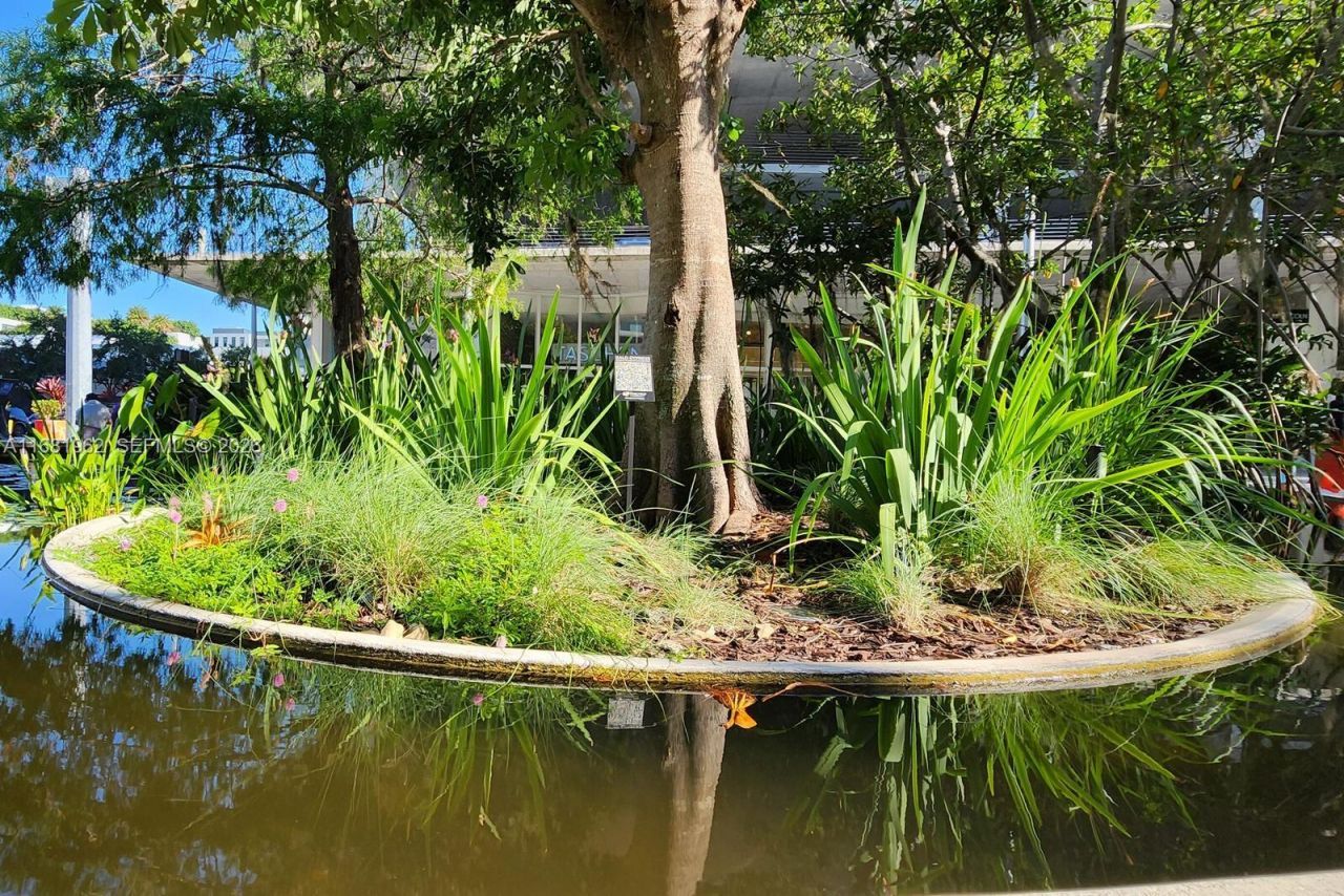 1300 Lincoln Rd, Unit A701, Miami Beach, FL 33139 Photo