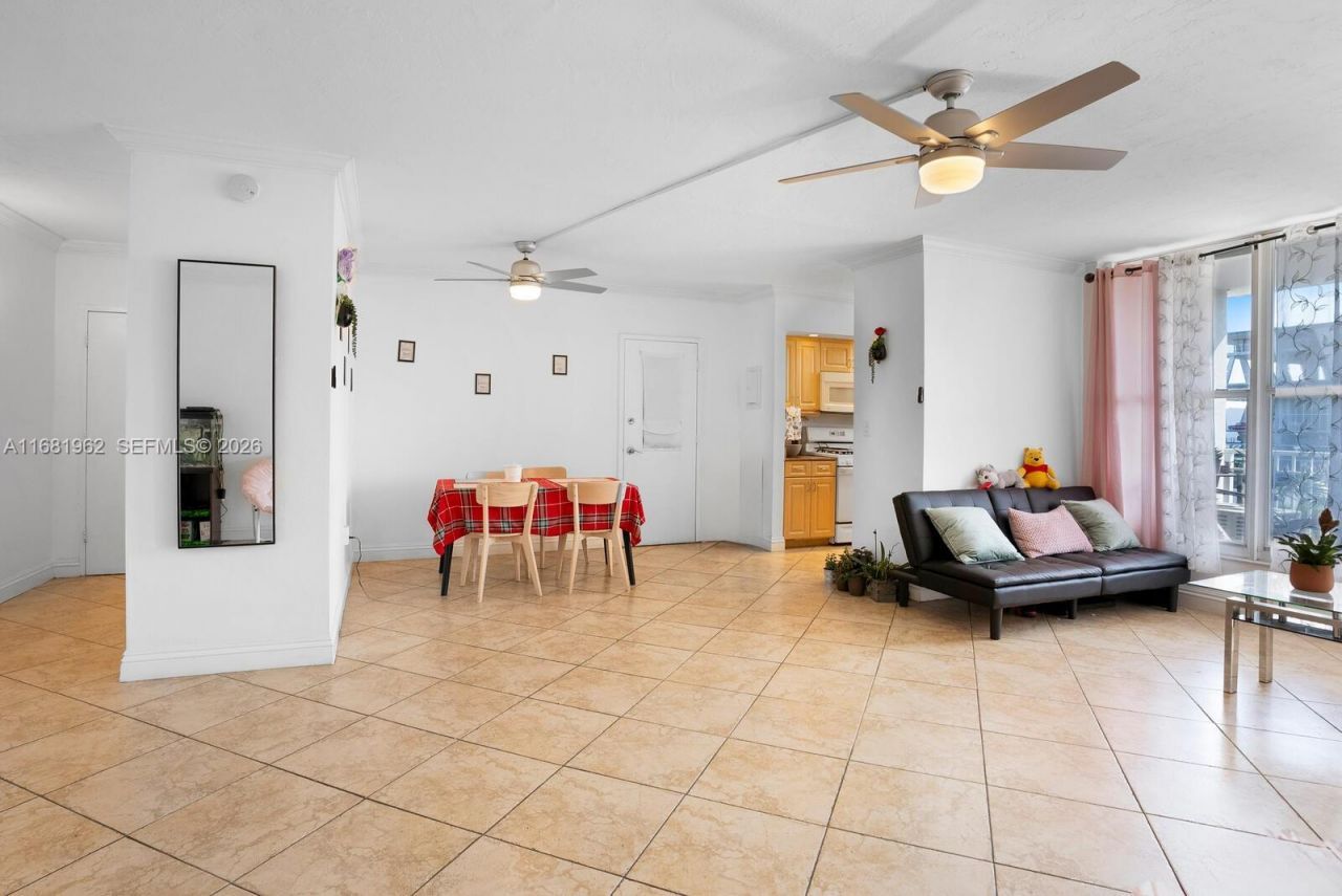 1300 Lincoln Rd, Unit A701, Miami Beach, FL 33139 Photo
