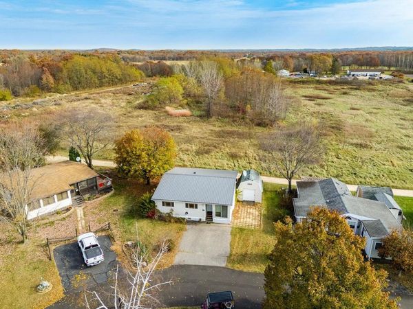 307 19th Hole Drive, Unit L7, Wisconsin Dells, WI 53965