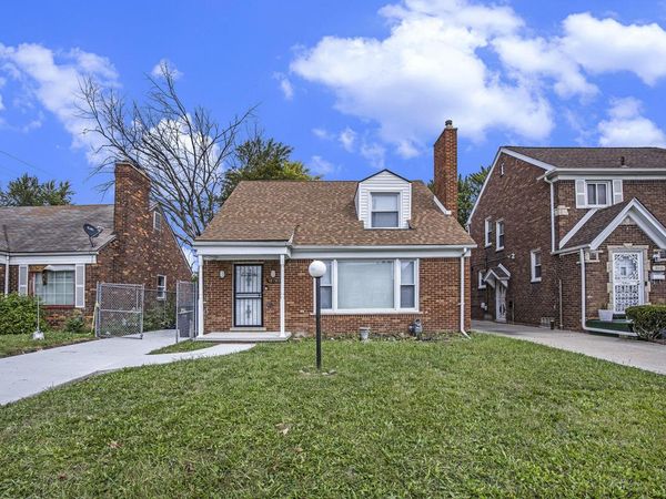 10793 E Outer Drive, Detroit, MI 48224