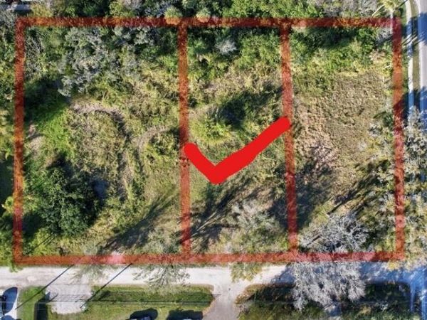 2619 16TH AVENUE DRIVE E, BRADENTON, FL 34208