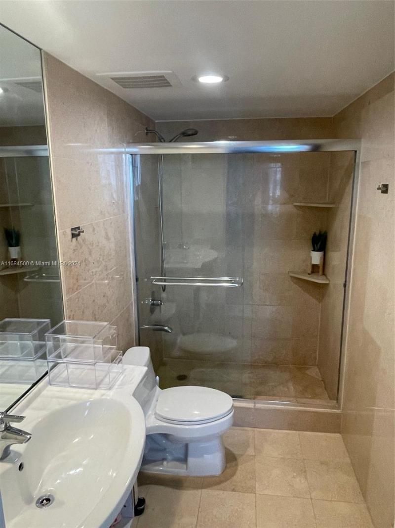 1830 S Ocean Dr, Unit 2604, Hallandale Beach, FL 33009 Photo