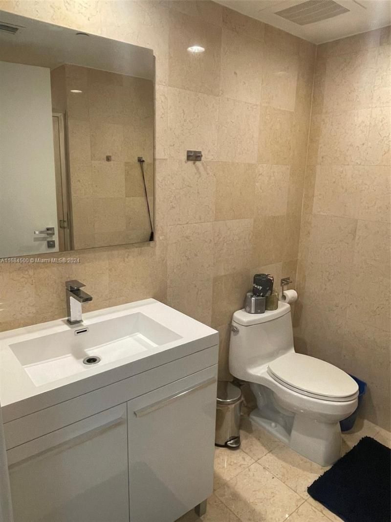 1830 S Ocean Dr, Unit 2604, Hallandale Beach, FL 33009 Photo