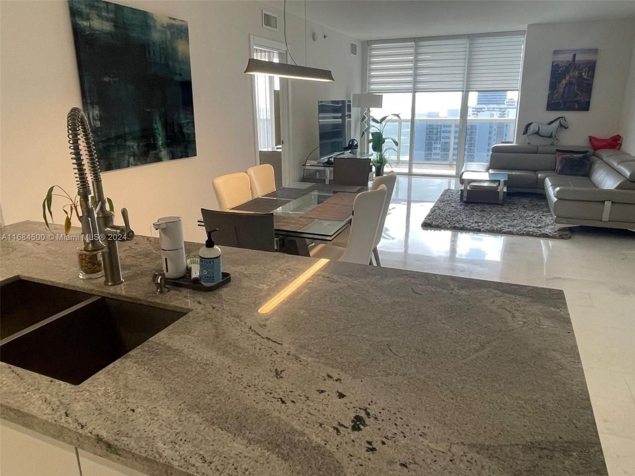 1830 S Ocean Dr, Unit 2604, Hallandale Beach, FL 33009 Photo