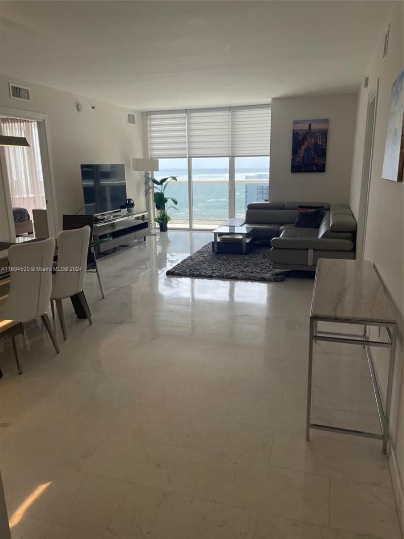 1830 S Ocean Dr, Unit 2604, Hallandale Beach, FL 33009 Photo
