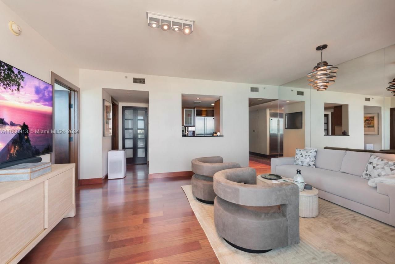 101 20th St, Unit 2603, Miami Beach, FL 33139 Photo