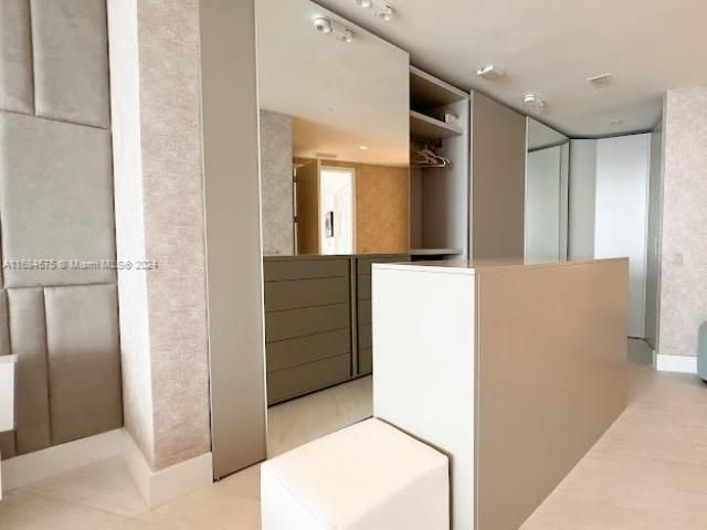 18555 Collins Ave, Unit 5203, Sunny Isles Beach, FL 33160 Photo