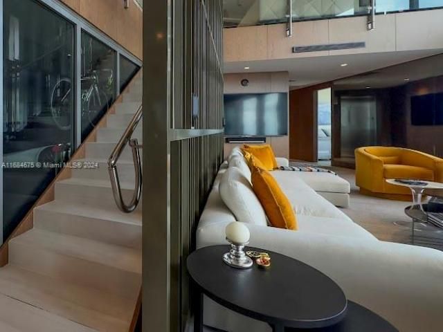 18555 Collins Ave, Unit 5203, Sunny Isles Beach, FL 33160 Photo