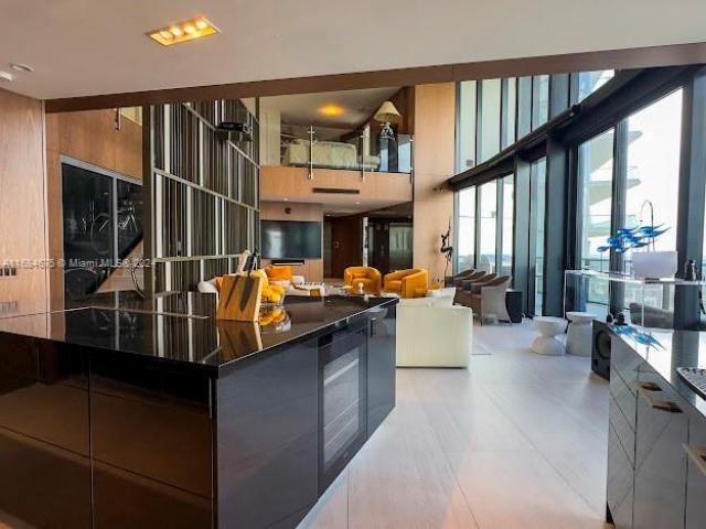 18555 Collins Ave, Unit 5203, Sunny Isles Beach, FL 33160 Photo