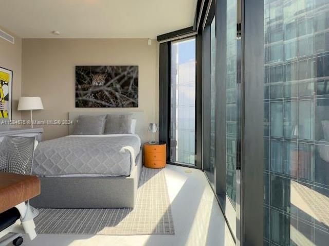 18555 Collins Ave, Unit 5203, Sunny Isles Beach, FL 33160 Photo