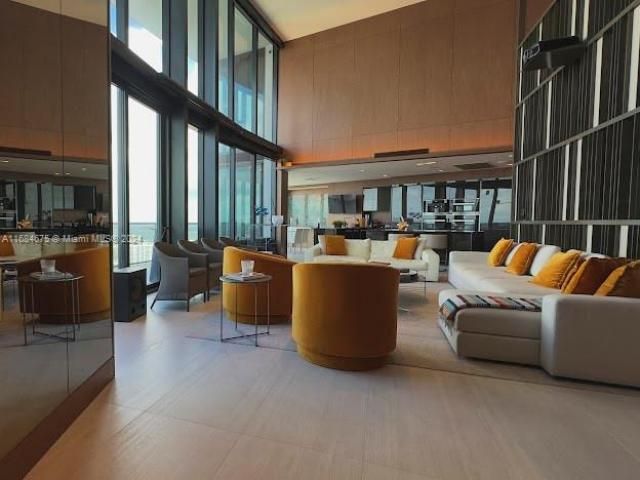 18555 Collins Ave, Unit 5203, Sunny Isles Beach, FL 33160 Photo