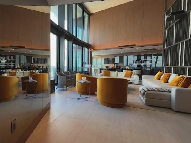 18555 Collins Ave, Unit 5203, Sunny Isles Beach, FL 33160 Photo