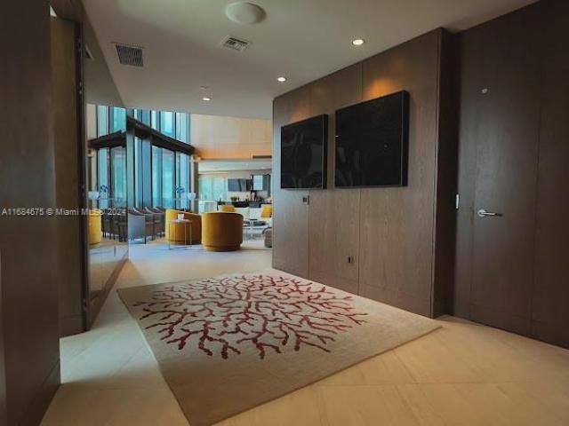 18555 Collins Ave, Unit 5203, Sunny Isles Beach, FL 33160 Photo