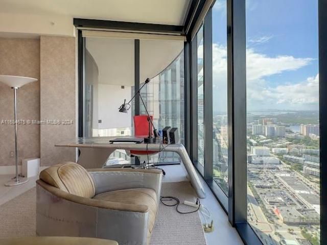 18555 Collins Ave, Unit 5203, Sunny Isles Beach, FL 33160 Photo