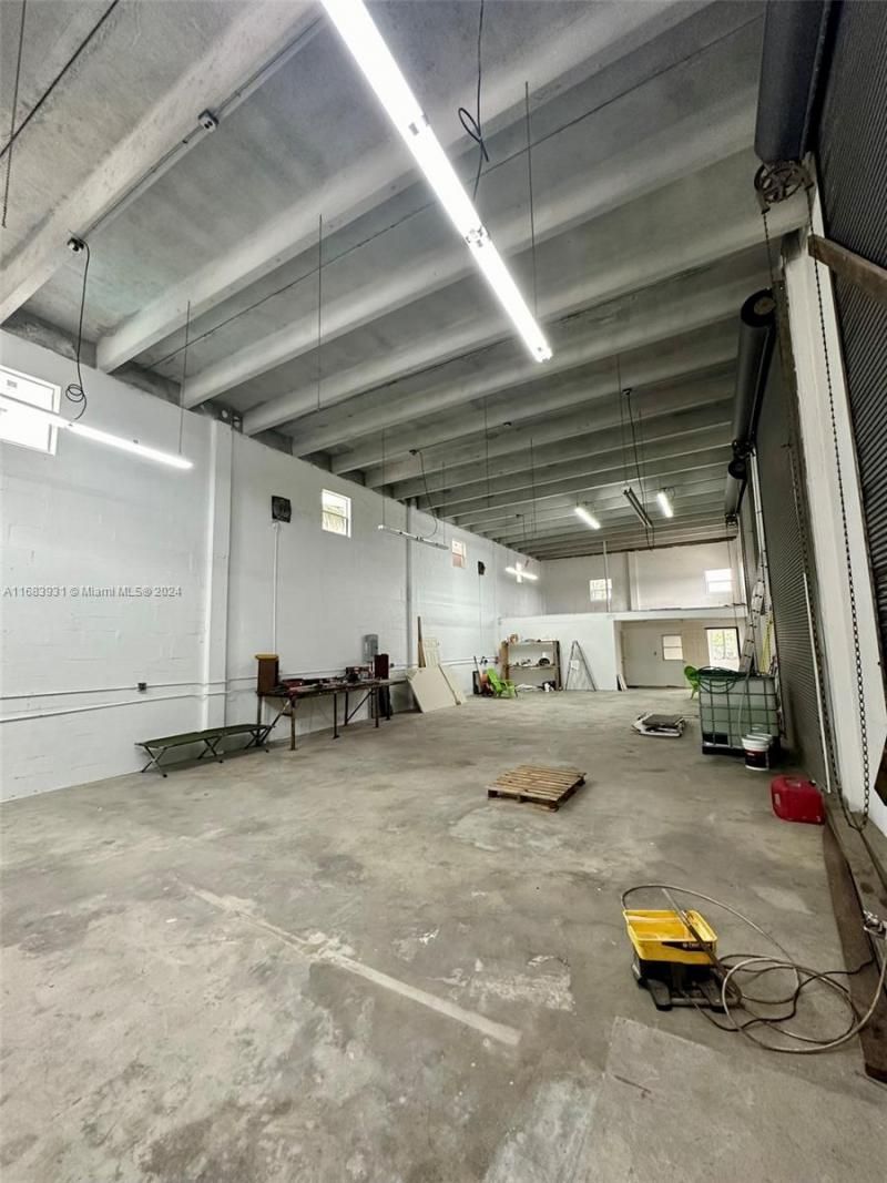 2599 NW 37th Ave, Miami, FL 33142 Photo