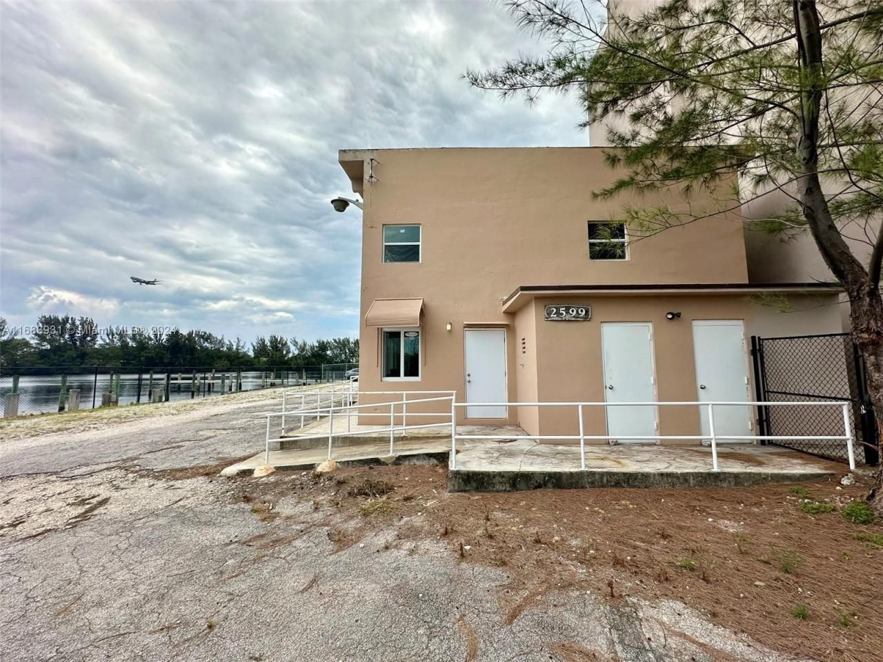 2599 NW 37th Ave, Miami, FL 33142 Photo